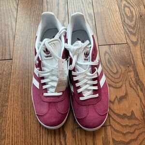 NWT Adidas Gazelle Sneakers Size Men 6.5